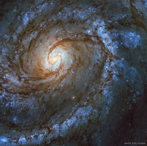M100: 宏象旋涡星系