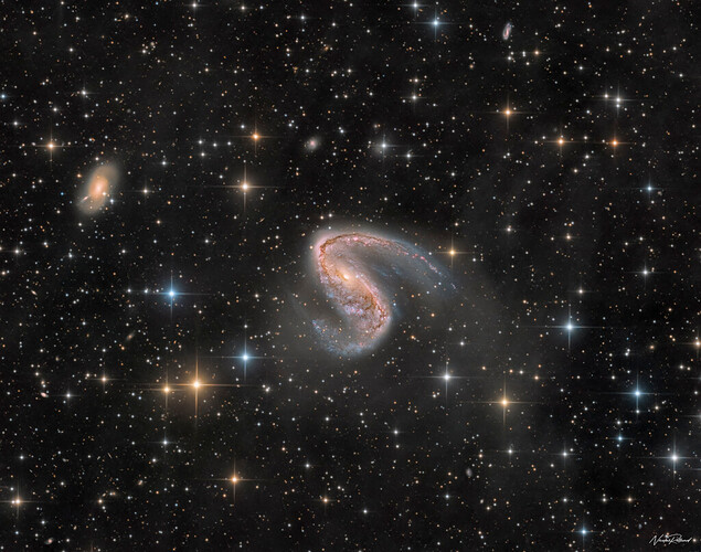 NGC 2442：飞鱼座的星系