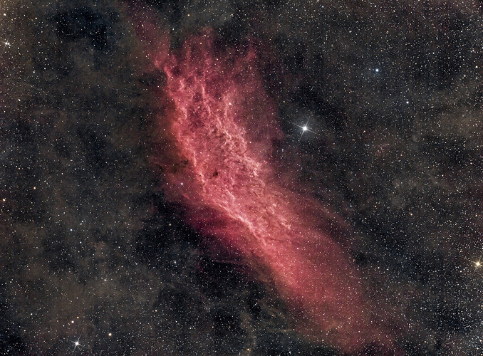 NGC 1499：加利福尼亚星云